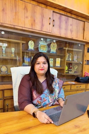 MRS. NUPUR KAPOOR